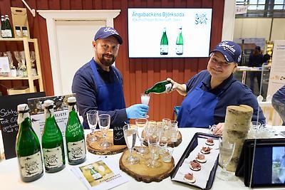 Jonas Melkersson and Martina Petersson, Ängabackens Björksoda